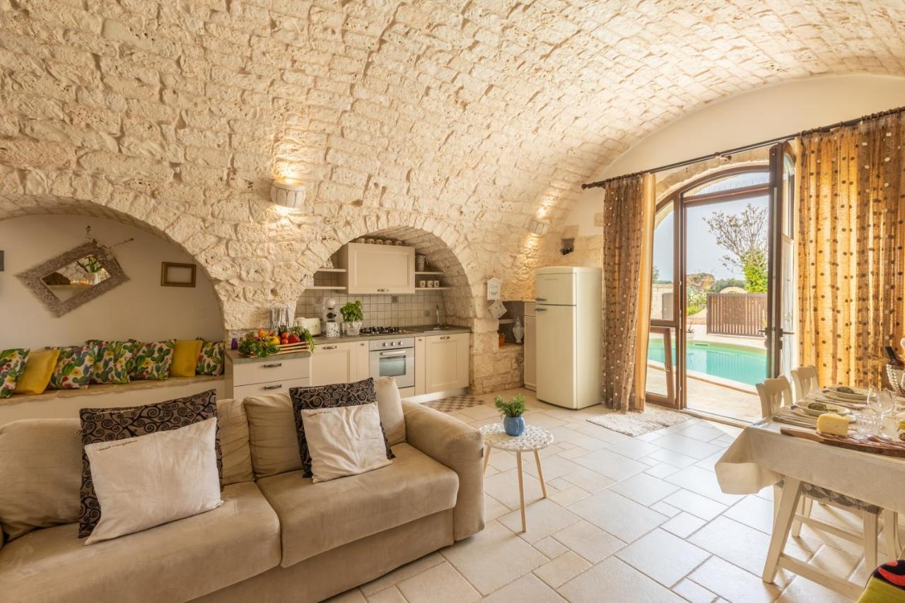 オストゥーニ Casale Citrignano With Poolヴィラ エクステリア 写真